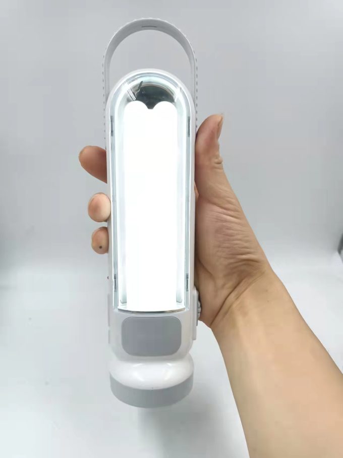 Lanterna luminaria Recarregável Bivolt Elgin portable rechargeable led hand lamps - Image 4