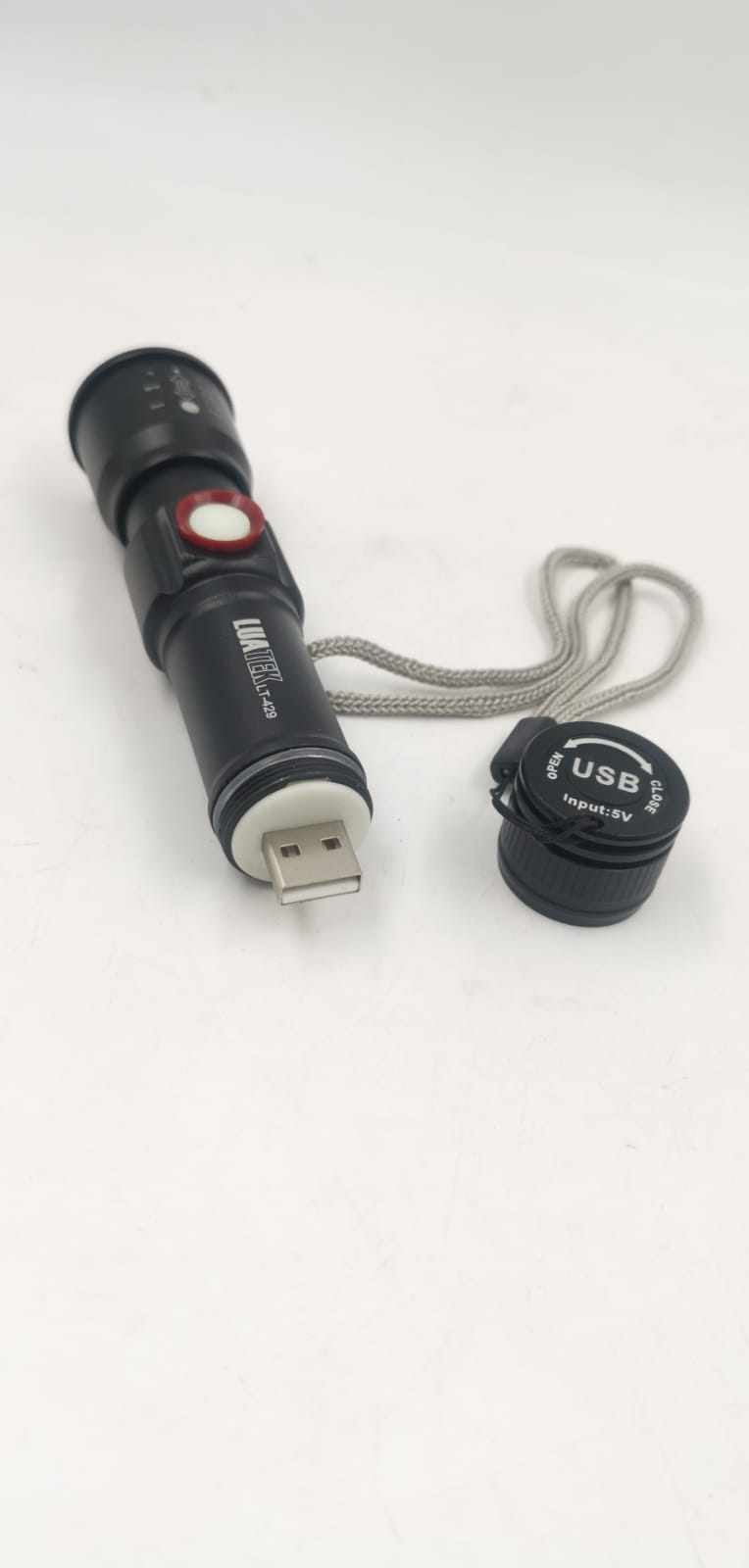 Mini Lanterna Tatica Super Potente Pequena Usb Recarregável