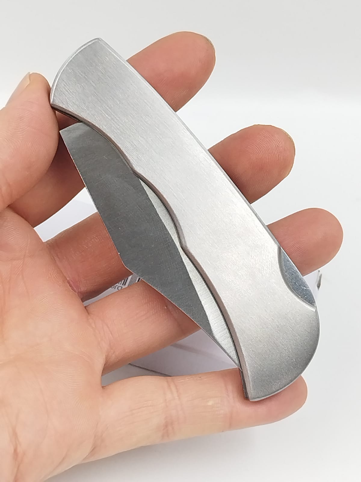 Canivete Estatueta Prata Aço De Bolso