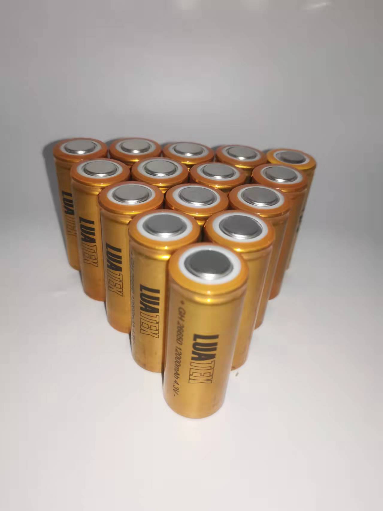 Bat 26650 4.3v 12000mah Recarregável Li-ion Dourada