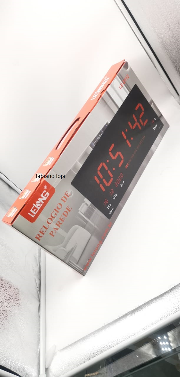 Relogio De Parede Digital Grande Led Alarme Calendário 46 CM 2112