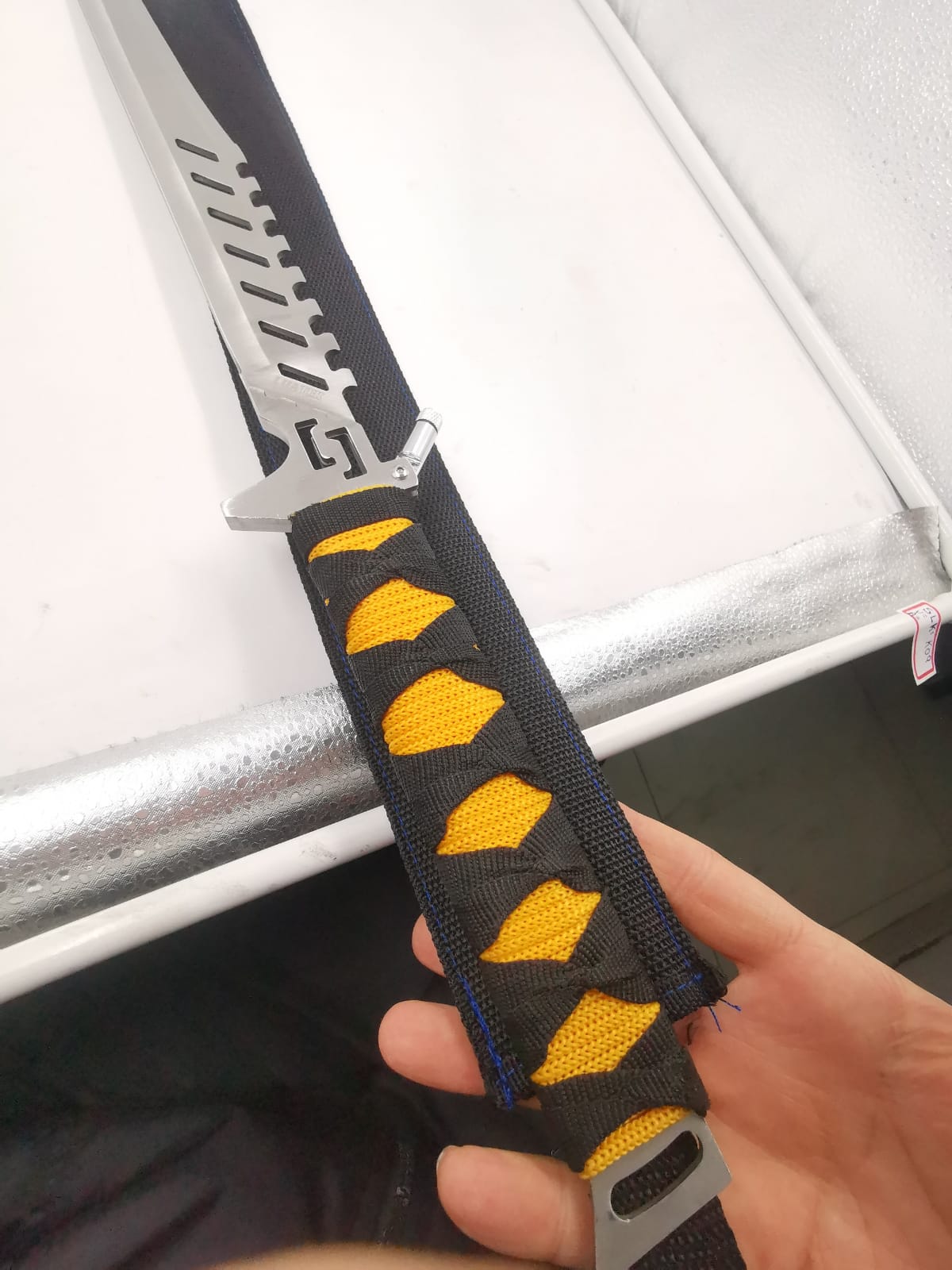 Espada Decorativa Lâmina Aço Inox Cabo Aço E Nylon Com Bainha Luatek SLK-K09