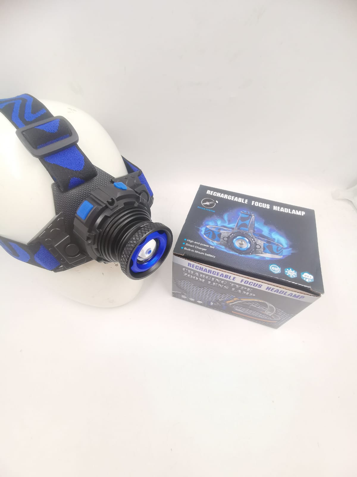 Lanterna de Cabeça com LUZ LED 3 Modos para Acampamentos/Esportes/Lanterna recarregável 0349