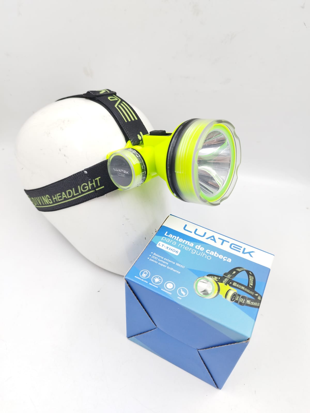 lanterna de cabeca para mergulho carregavel