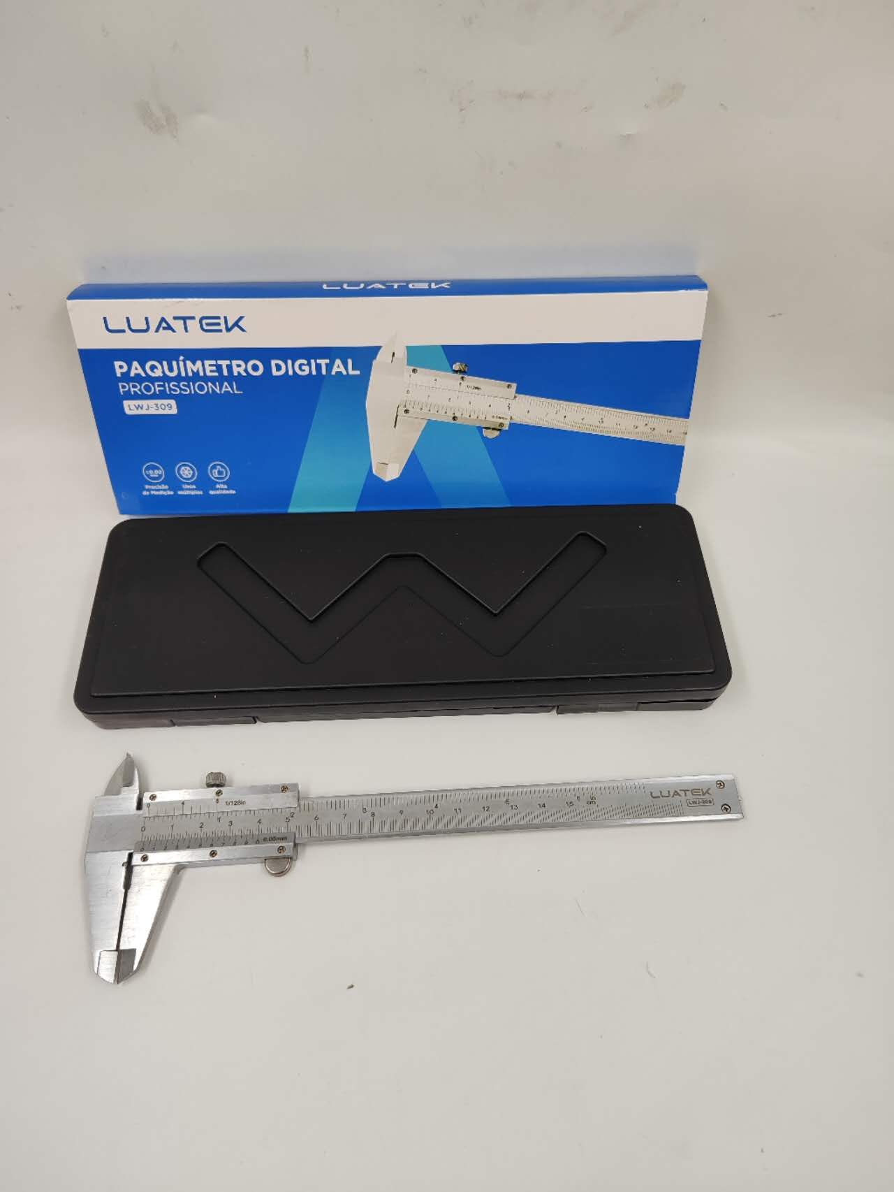 paquímetro universal 150mm x 0,2mm profissional em aço lwj-309