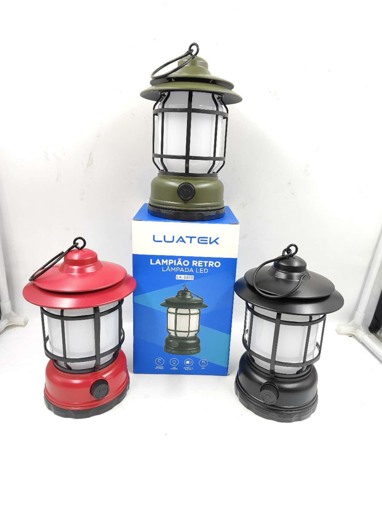 Lampião Portátil Retrô Led Usb Recarregável Festas Jardim Cor Vermelho