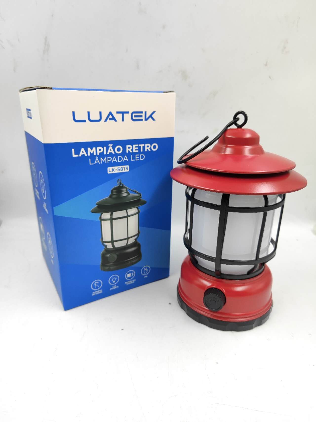Lampião Portátil Retrô Led Usb Recarregável Festas Jardim Cor Vermelho