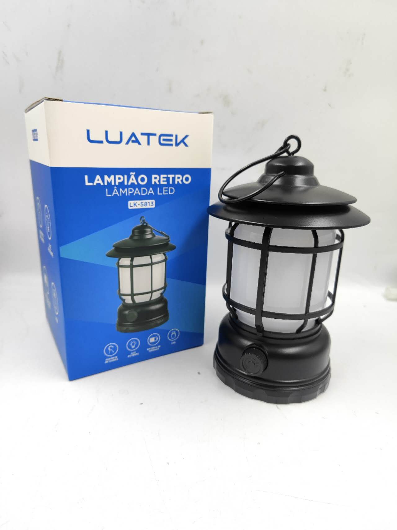 Lampião Portátil Retrô Led Usb Recarregável Festas Jardim Cor Vermelho